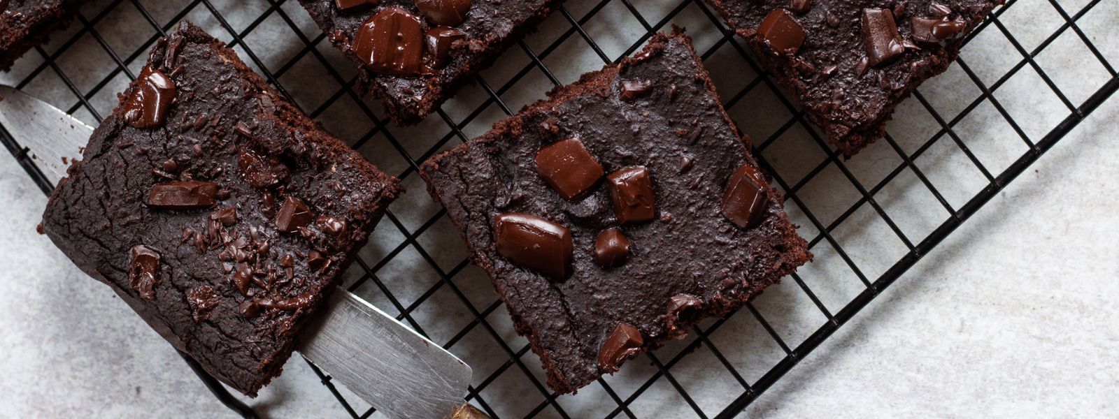 Fazuľové brownies s cviklou